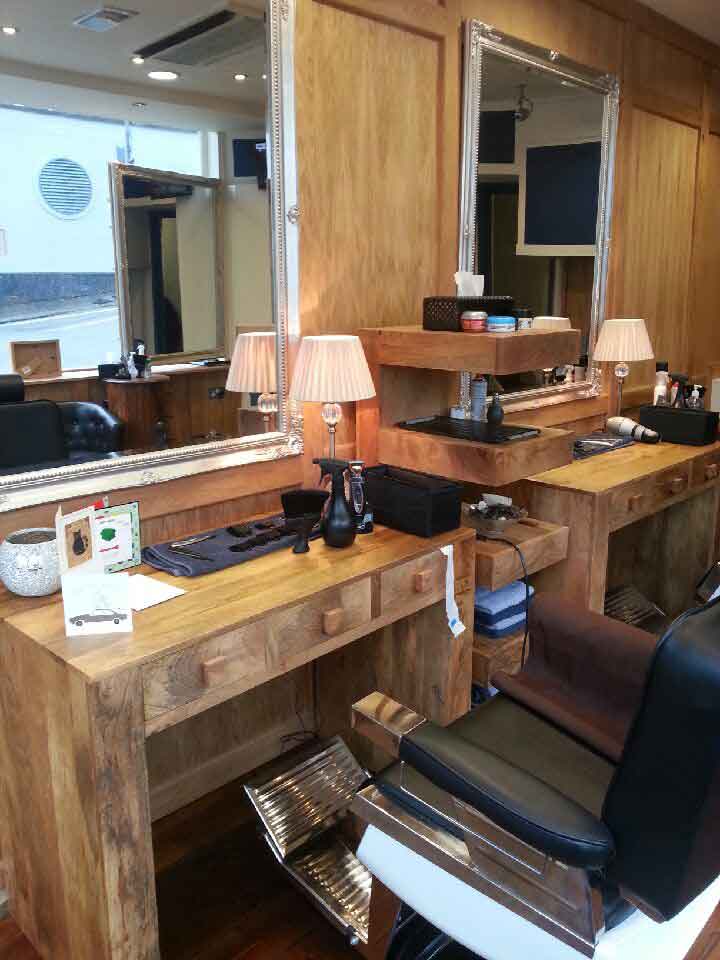 BERKELEY BARBERS 39, QUEENS ROAD, CLIFTON, BRISTOL BS8 1QE 0117 925 8264
